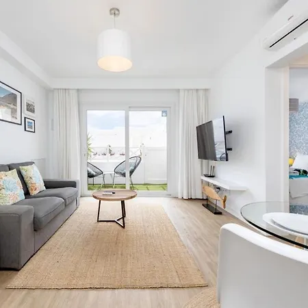 Marta Apartamento Playa Honda (Lanzarote)
