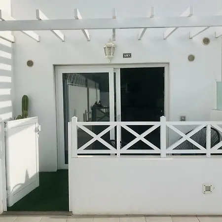 Marta Playa Honda (Lanzarote)